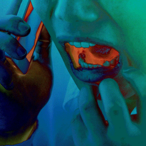 Всего 2 фразы — и мошенник бросает трубку: жаль, что многие их не знают